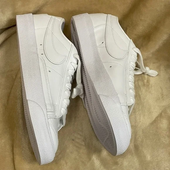 Nike Blazer Low Platform Sneakers "Triple White" (W) Sz 9"5 - Picture 4 of 7
